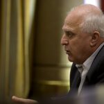 Miguel Lifschitz evoluciona favorablemente tras ser internado con coronavirus