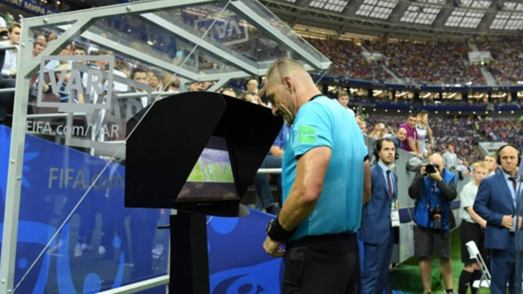 El VAR llegaría al fútbol argentino después de la Copa América