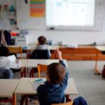 Italia continúa el retorno gradual de las clases y otras cinco regiones reabren las aulas