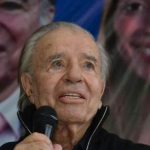 Carlos Menem salió del coma y está consciente