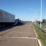 Continúan las protestas de camioneros en las rutas santafesinas