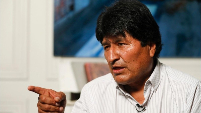 Evo Morales denuncia “guerra sucia de desinformación contra la vacuna rusa”