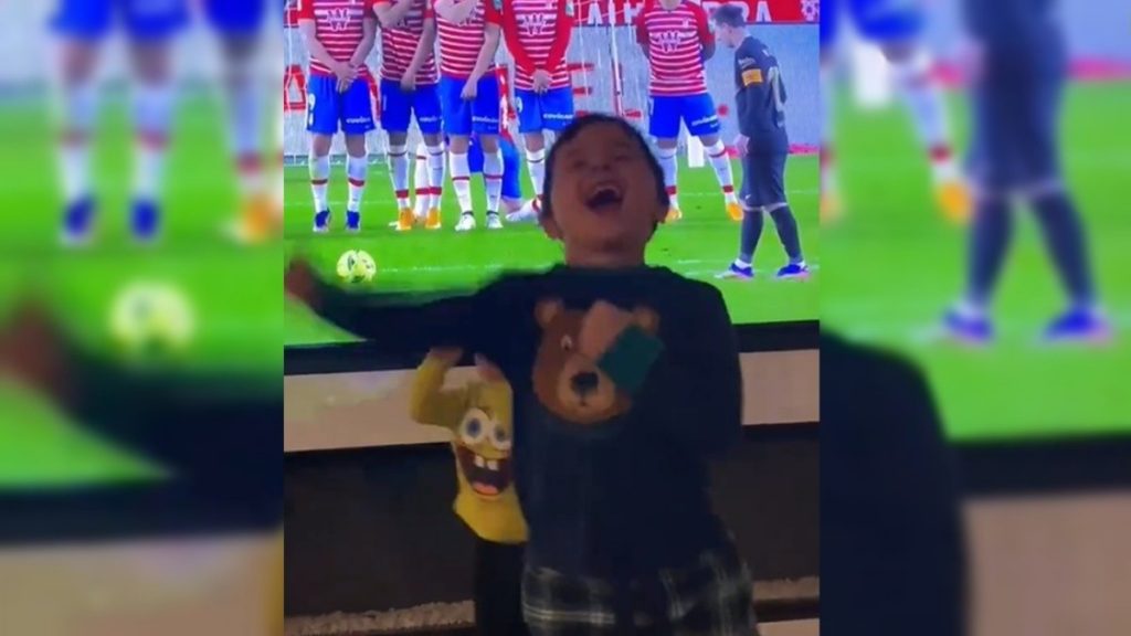 El alocado festejo de Mateo Messi en el gol de tiro libre de Lionel