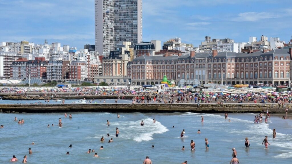 Mar del Plata: el agua del mar registró la temperatura más alta desde 2013