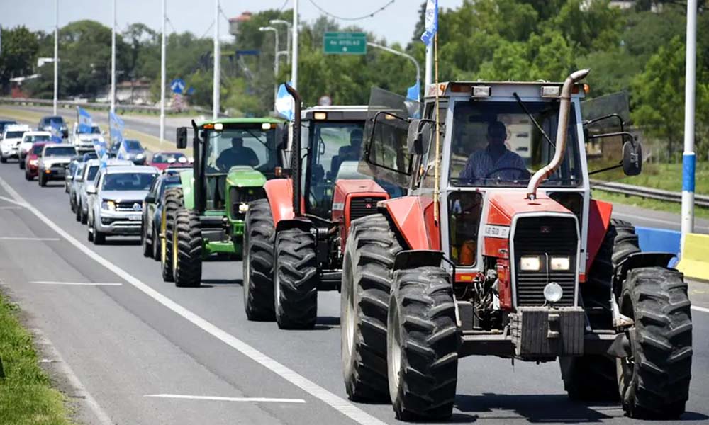 El paro del campo continúa pese a la flexibilización a las exportaciones del maíz