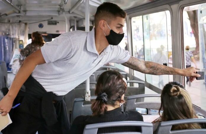 La ventilación cruzada es obligatoria en el transporte público de la ciudad de Santa Fe