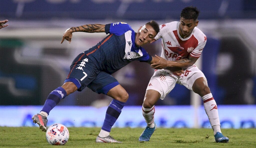 Unión perdió el invicto ante Vélez, que se afianza en la punta