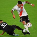 Colón perdió ante River y se despojó de su invicto