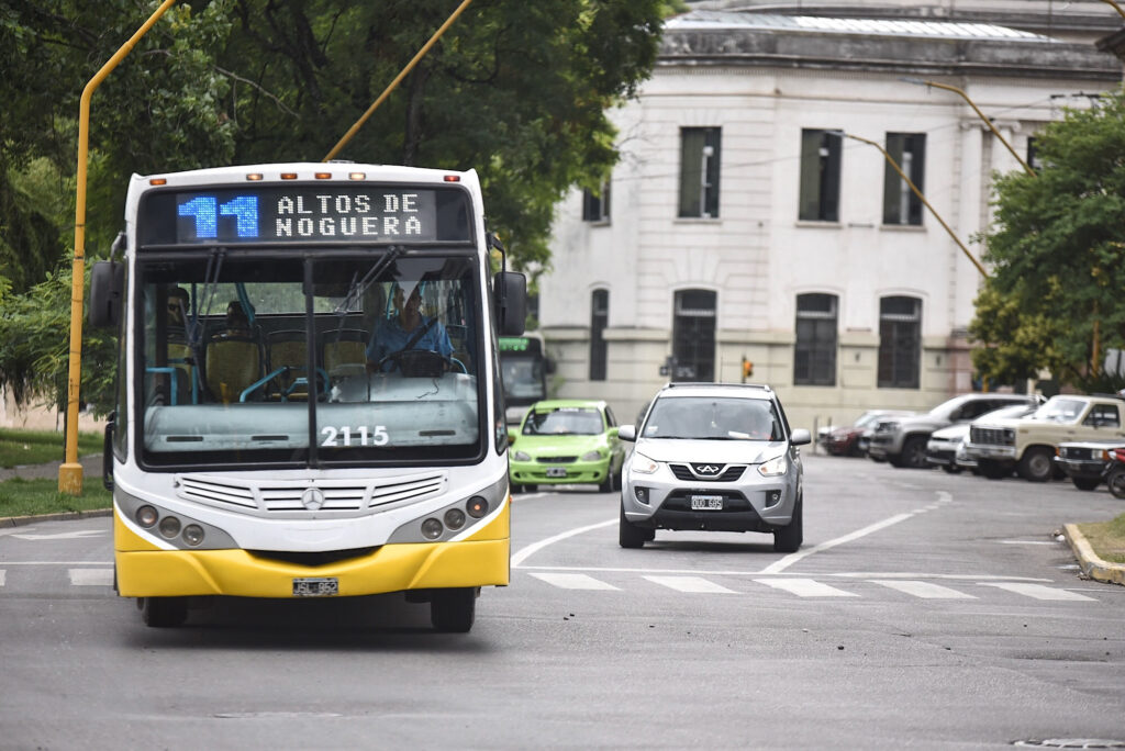 El transporte público será gratuito este domingo