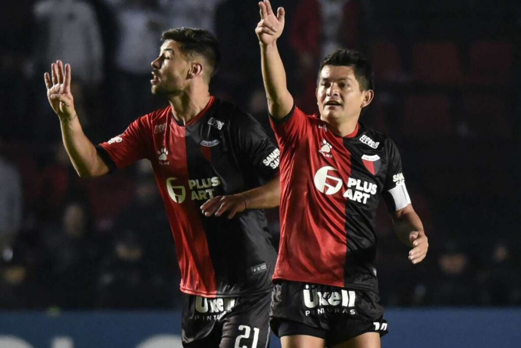 Colón ya tiene día y hora para la semifinal ante Independiente por la Copa de la Liga