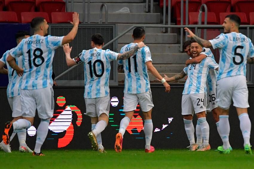 Argentina le ganó a Paraguay y se clasificó a cuartos de final de la Copa América