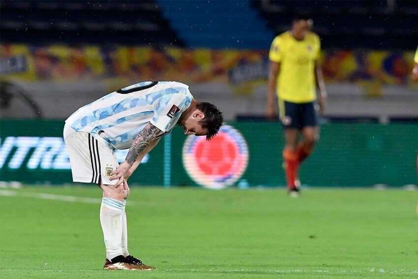 Argentina no lo pudo sostener y terminó con un empate con sabor a derrota en Colombia