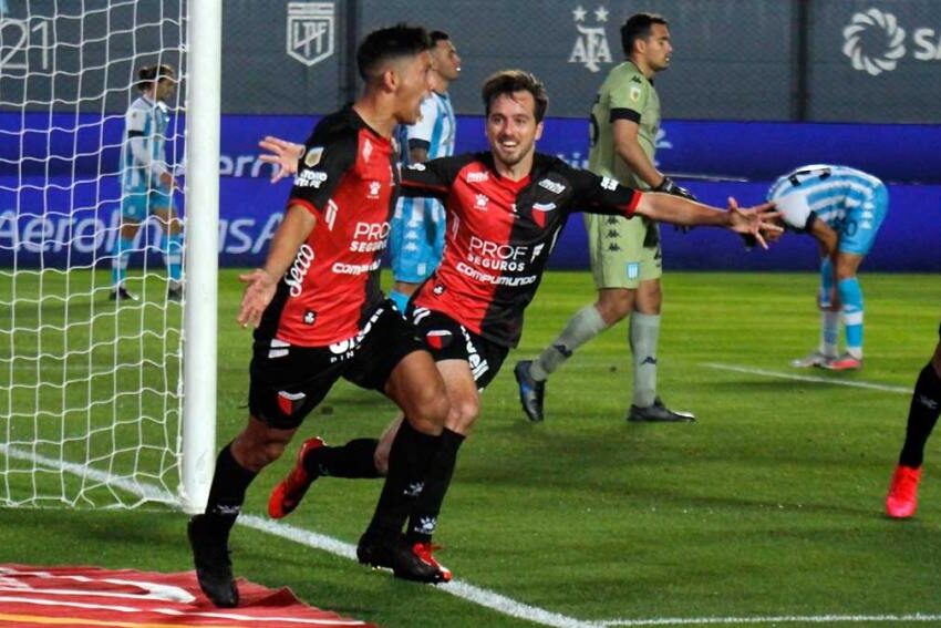 Colón se consagró campeón de la Copa de la Liga y alcanzó la gloria