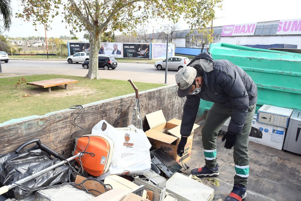 Convocante recolección municipal de aparatos eléctricos en desuso