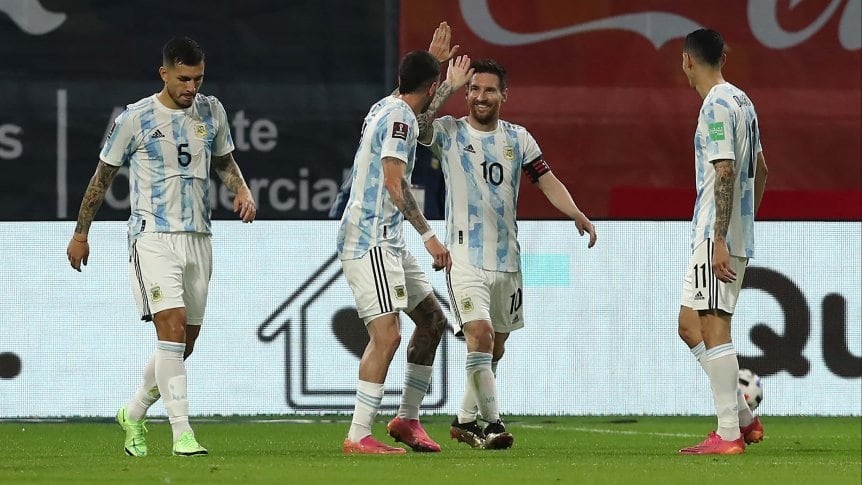 Argentina enfrenta a Colombia por las Eliminatorias con público en las tribunas: horario y TV