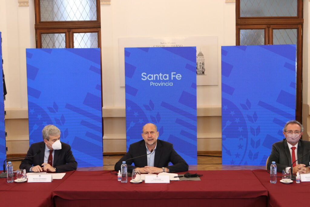 Anuncian líneas de financiamiento de $400 millones para pymes santafesinas