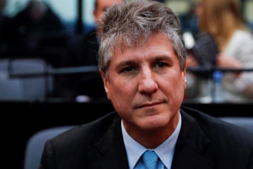 Conceden la libertad condicional a Amado Boudou