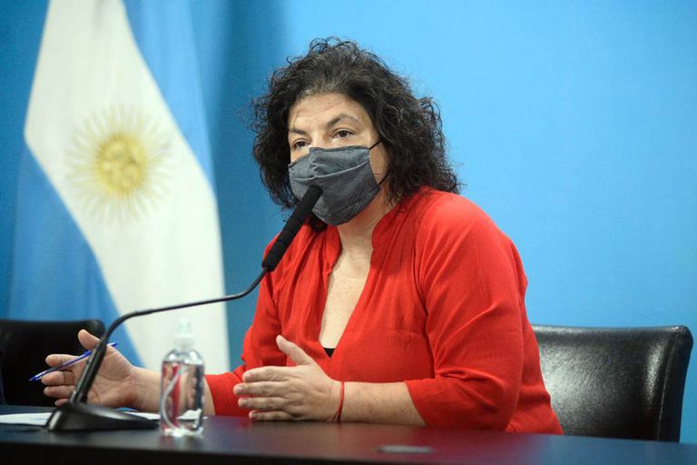 Carla Vizzotti respaldó la implementación de un pase sanitario