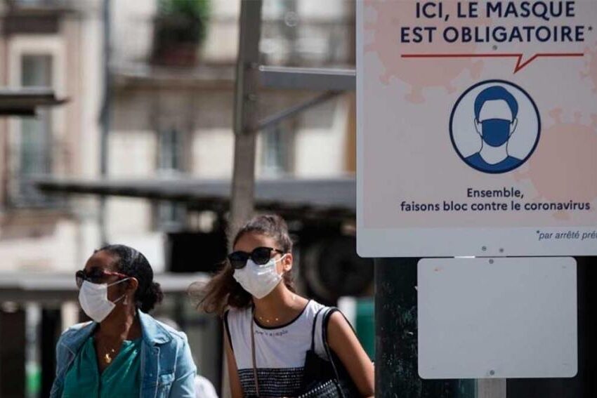 Francia anunció que aplicará una tercera dosis de la vacuna a personas más vulnerables