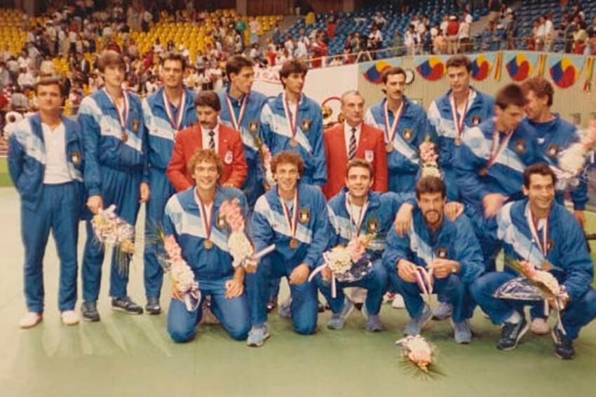 La primera medalla para el vóley argentino también fue ante Brasil hace 33 años