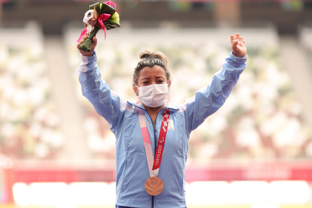 Antonella Ruiz Díaz ganó la medalla de bronce en lanzamiento de bala F41