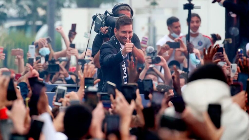 El PSG presentó oficialmente a Messi: “Tengo la misma ilusión que cuando era un nene”