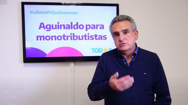 Agustín Rossi propone que los monotributistas cobren aguinaldo