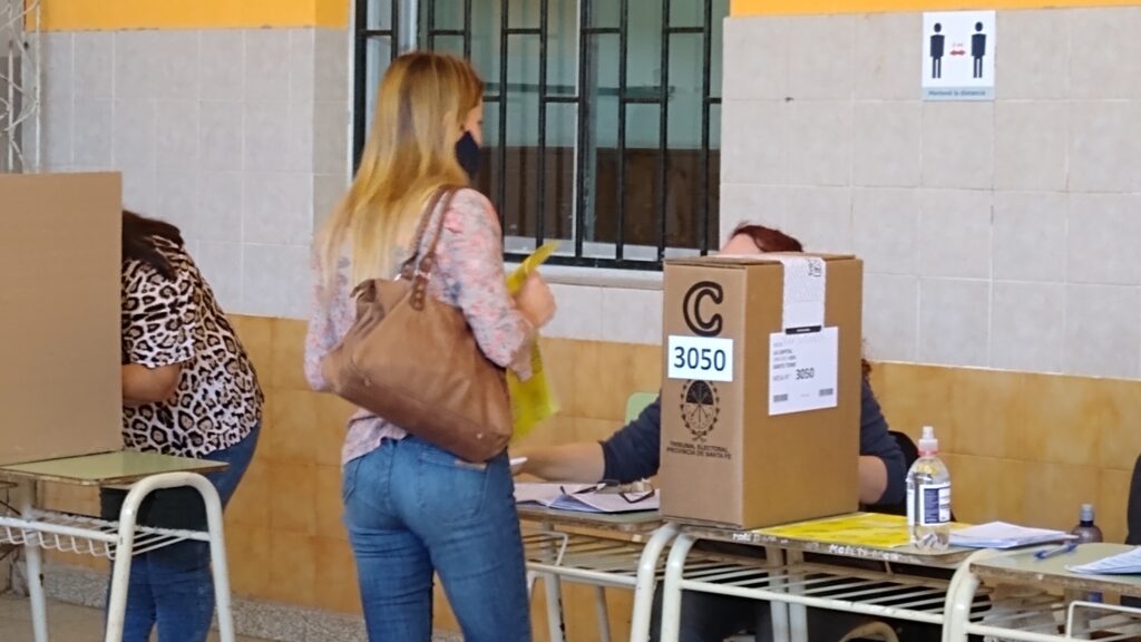 Paso 2021: ya votó el 43,5 por ciento del padrón electoral