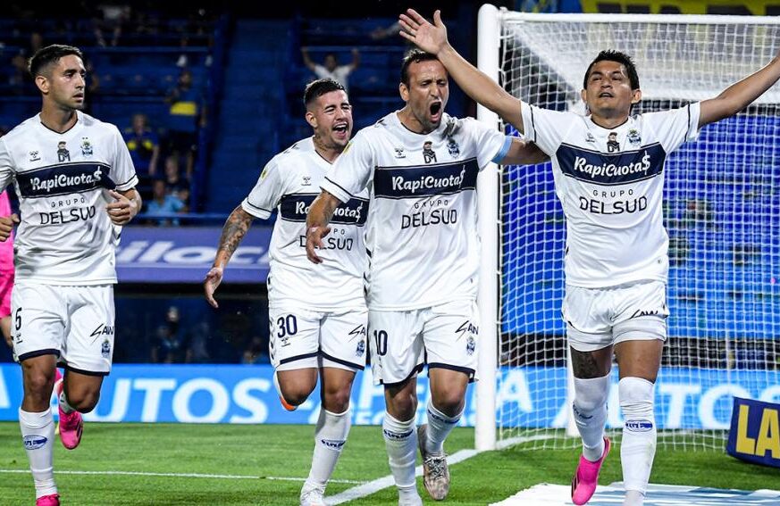 Gimnasia le dio otro golpe a Boca en La Bombonera