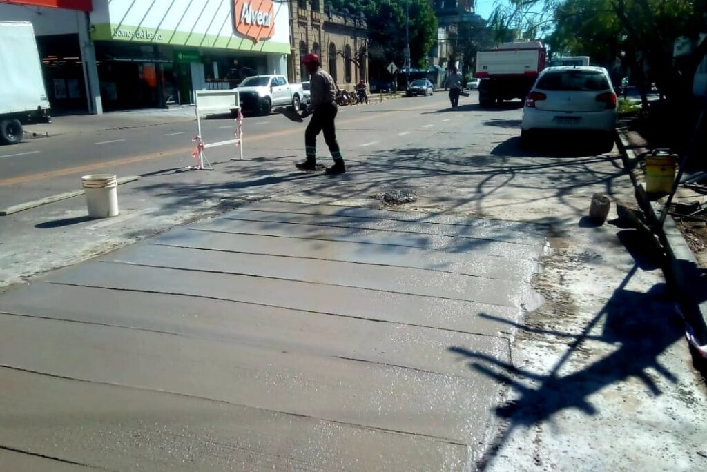 Trabajos de iluminación y bacheo previstos para este viernes