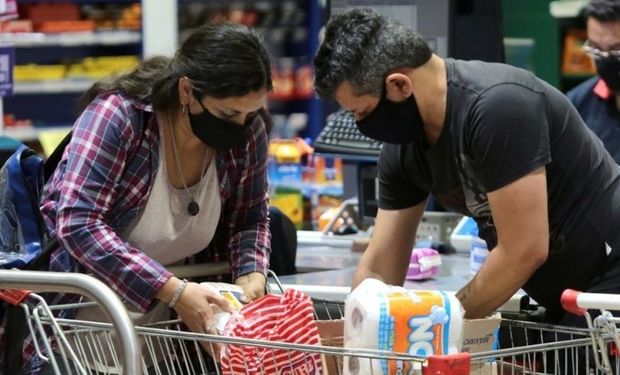 La inflación subió al 3,5% en septiembre y llegó al 52,5% el último año