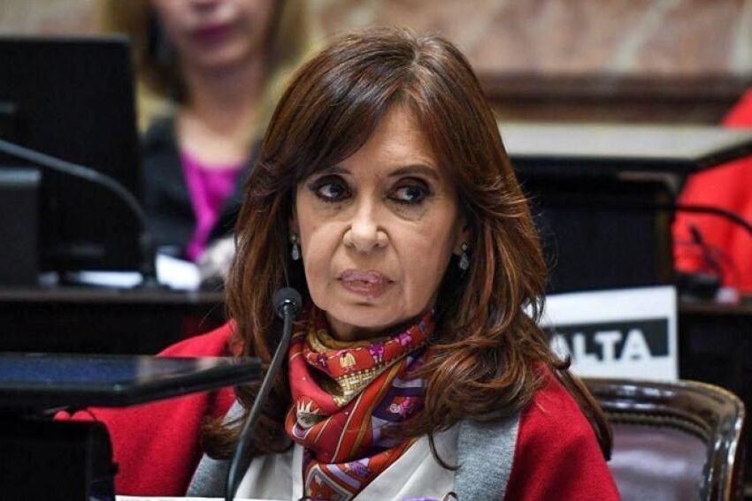 Cristina Kirchner no irá a votar por recomendación médica