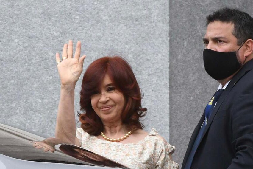 Causa Hotesur y Los Sauces: Cristina Kirchner y sus hijos fueron sobreseídos antes del juicio