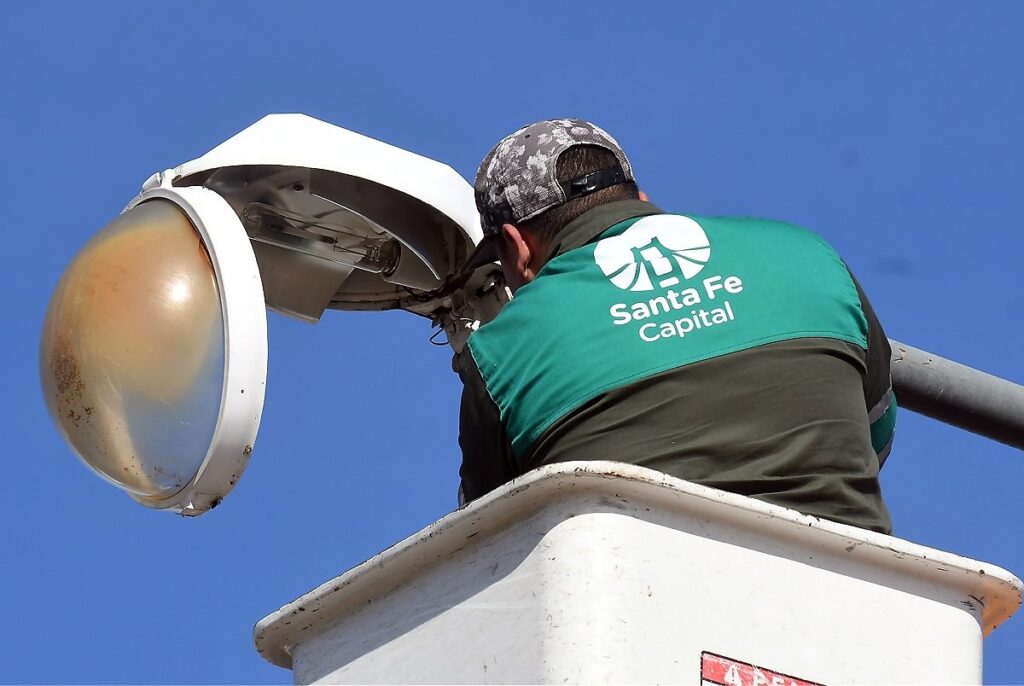 Trabajos de fumigación, iluminación y bacheo previstos para este viernes