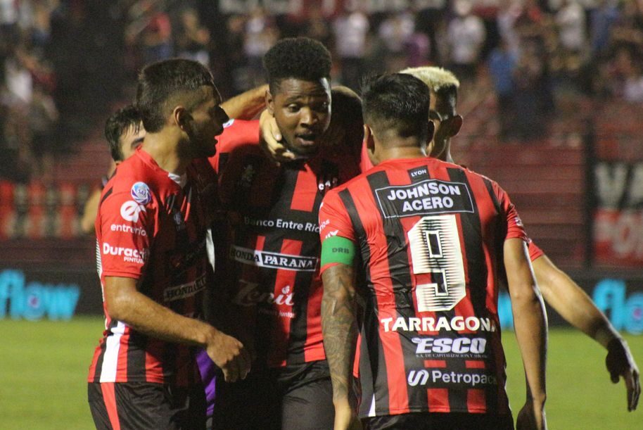 Colón lució desinflado y perdió ante Patronato en Paraná