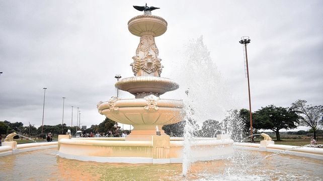 La Fuente de la Cordialidad volvió a recuperar su esplendor