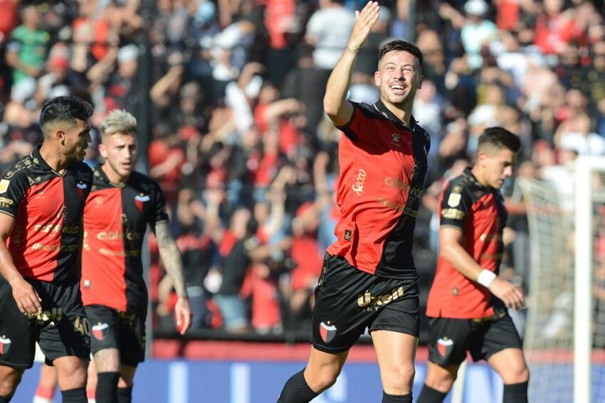 Colón recibe al golpeado Atlético Tucumán antes del clásico y la final contra River