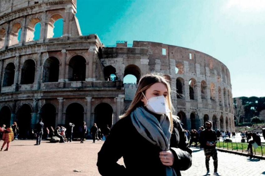 En Roma volvió a ser obligatorio usar barbijos en las calles céntricas