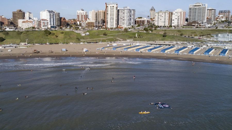 El Gobierno autorizó la explotación petrolera en Mar del Plata y generó repudio en redes sociales