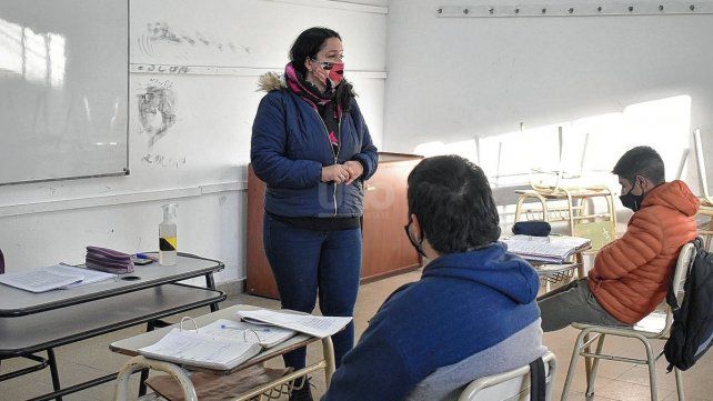 La ministra de Educación afirmó que 16.000 adolescentes regresaron a la escuela en Santa Fe