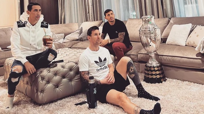 Messi, Di María, Paredes y la Copa América en París: la foto de entrecasa que revolucionó las redes