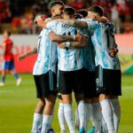 Argentina, sin Messi, festejó en la altura de Calama y dejó muy complicado a Chile