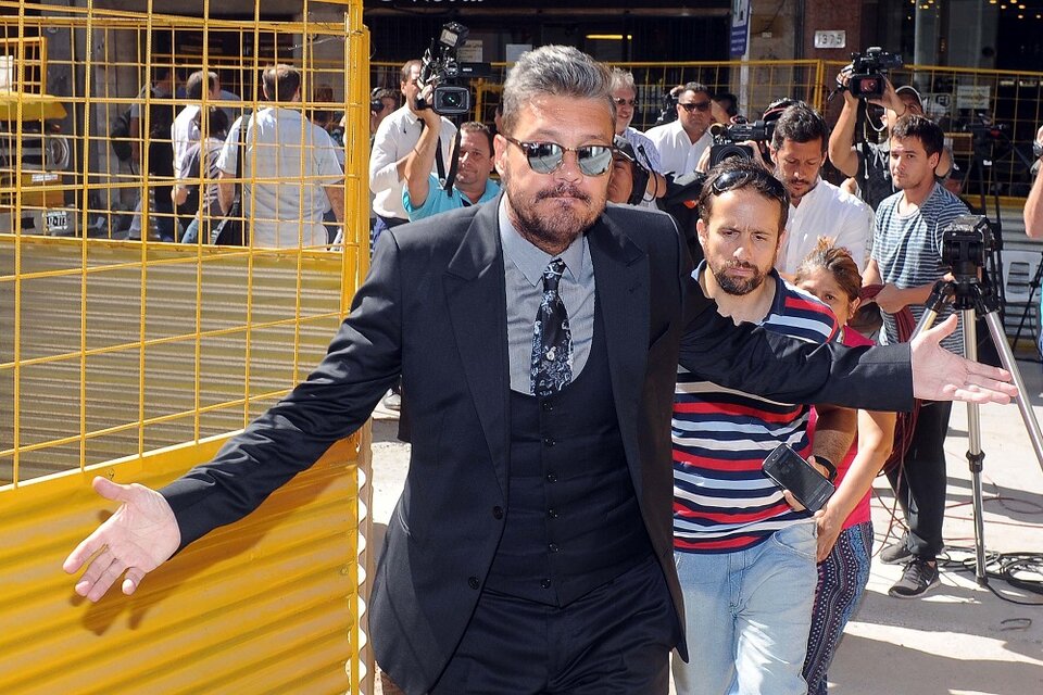 Tinelli renuncia a la LPF y llama a elecciones anticipadas