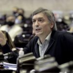 Máximo Kirchner renunció a la presidencia del bloque de Diputados del FdT, disconforme con el acuerdo con el FMI