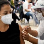 Coronavirus: cronograma de vacunación para este lunes