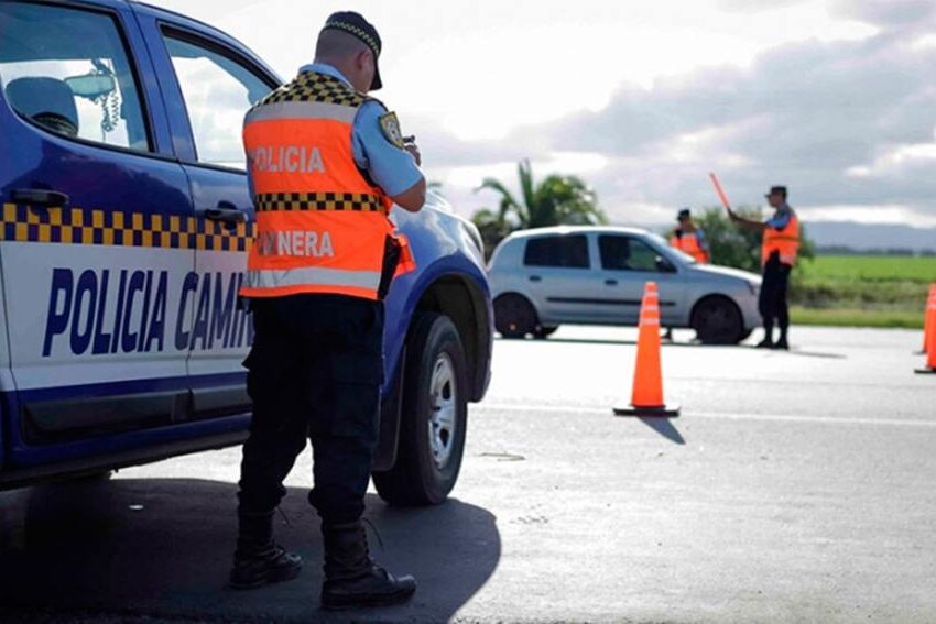 Detienen a dos policías de Córdoba acusados de abusar sexualmente a una agente de la misma fuerza