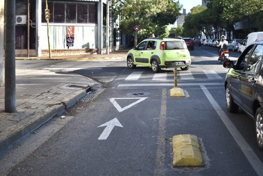 La Municipalidad adjudicará licencias de taxis y remises