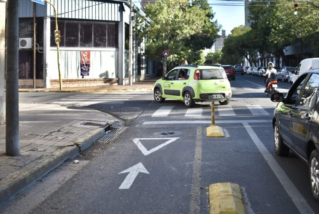 Permanece abierta la inscripción para adquirir licencias de taxi y remis