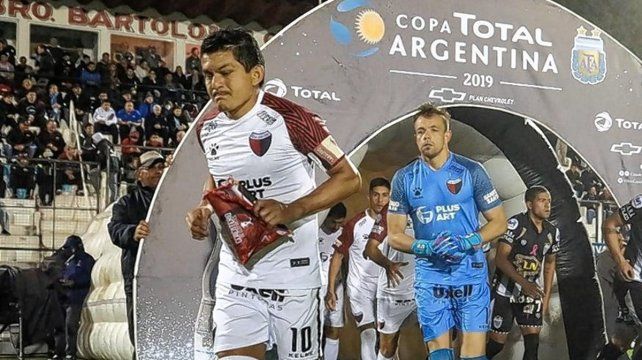 Colón debuta en la Copa Argentina ante Sportivo Peñarol