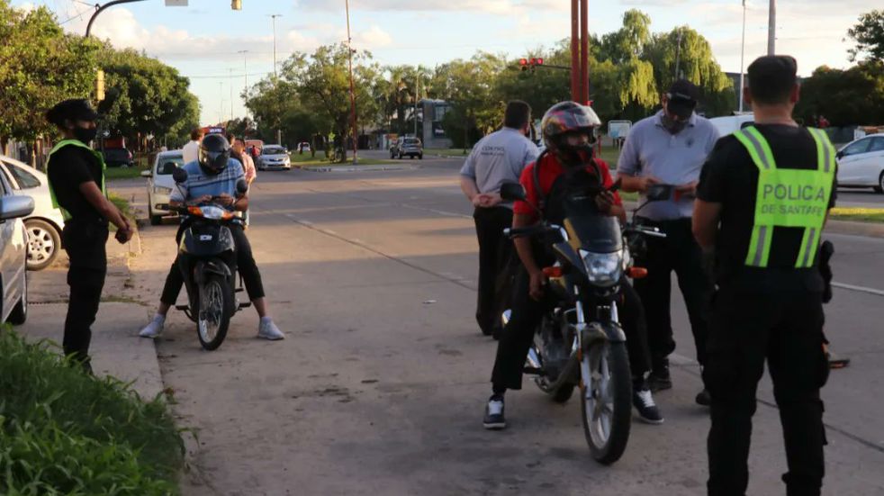 Desde este miércoles la policía podrá controlar las motos en Santa Fe